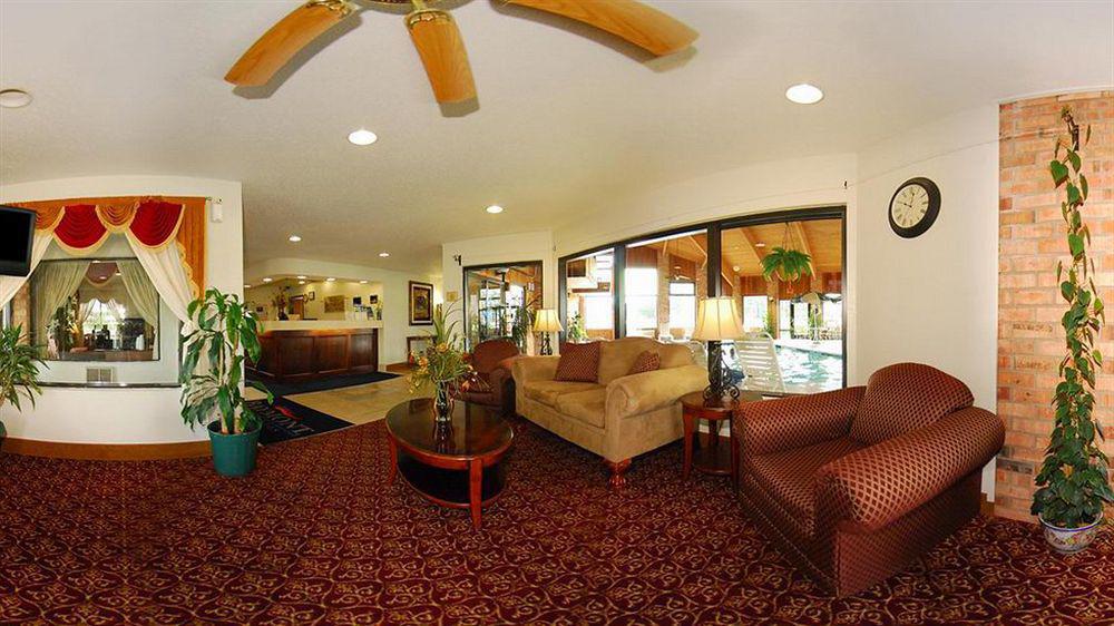Baymont By Wyndham Hotel
